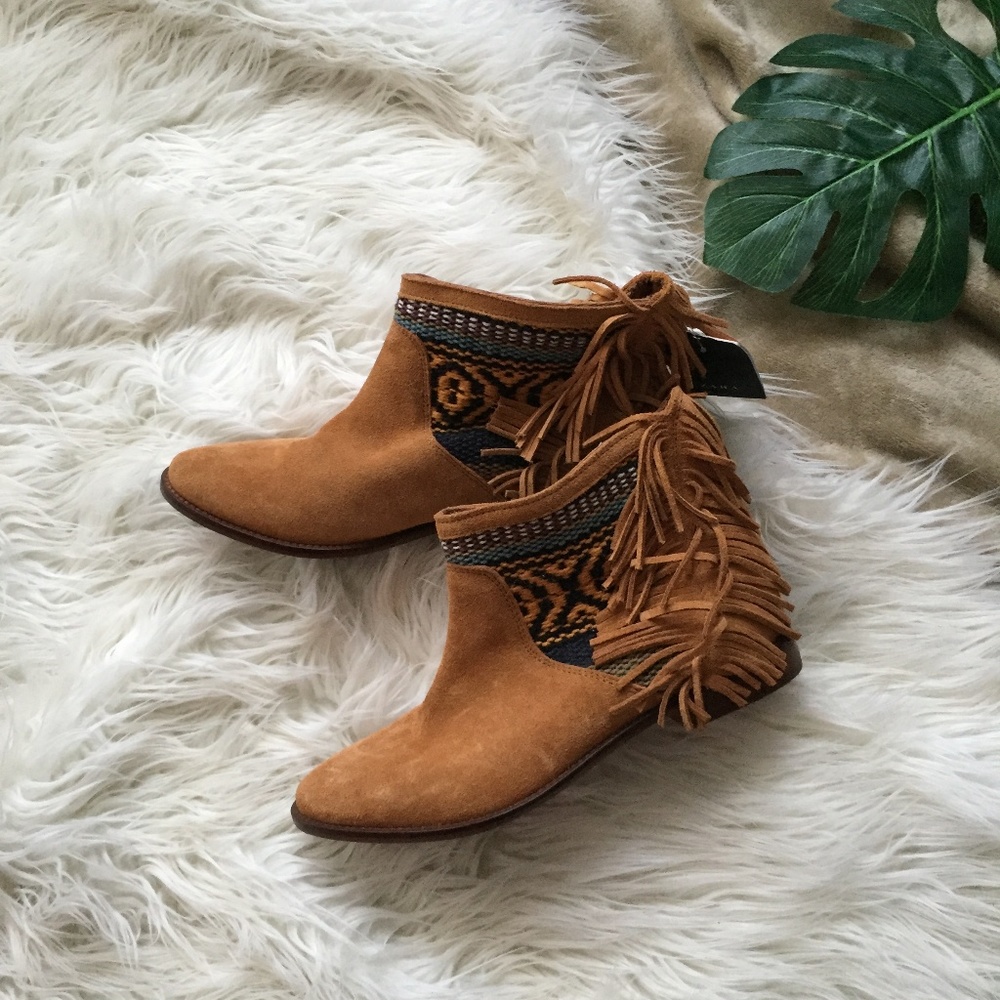 Zara Fringe Tribal Suede Boot ⭐️